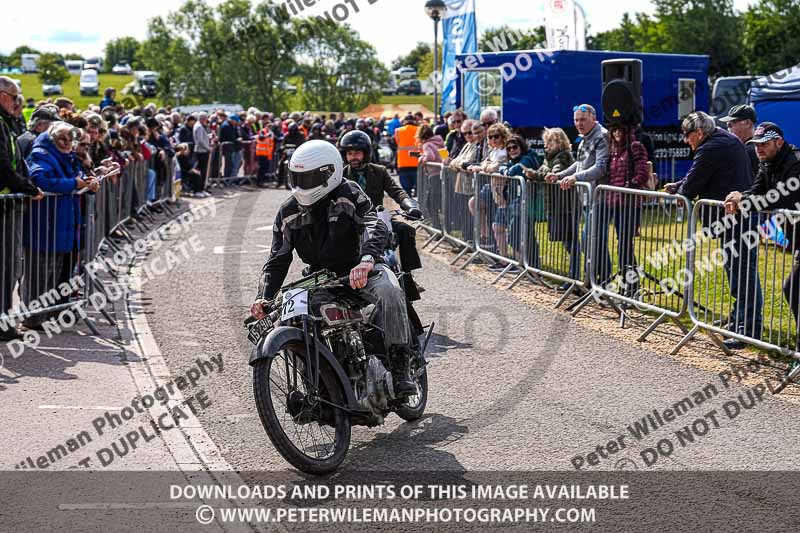 Vintage motorcycle club;eventdigitalimages;no limits trackdays;peter wileman photography;vintage motocycles;vmcc banbury run photographs